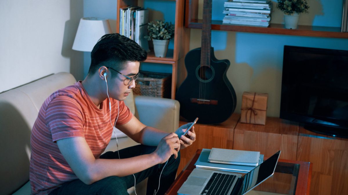 latest feedbuzzard com